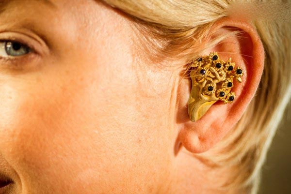 带社交功能的3D打印定制化耳机受追捧