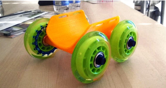 3D打印可以辅助天生残疾的吉娃娃小狗行走的助力车