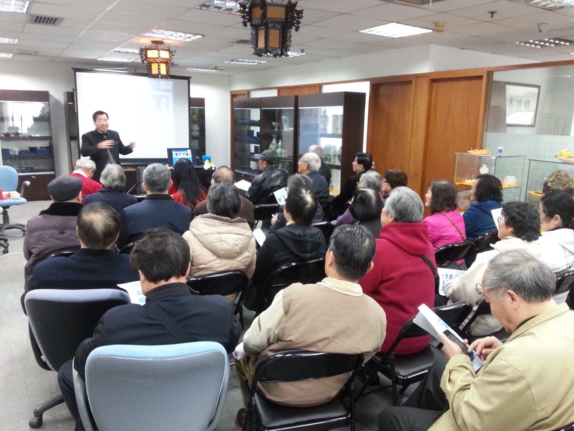 上海经信委老干部光临上海众印网络科技有限公司学习3D打印知识